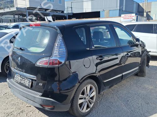 Left taillight RENAULT SCÉNIC III (JZ0/1_) 1.5 dCi | BP30085110C34