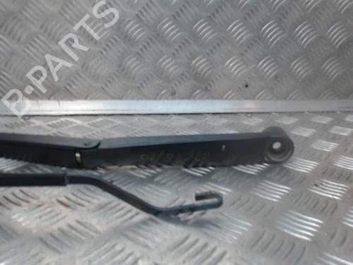 Front windshield wiper arm HYUNDAI TUCSON (TL, TLE) 2.0 CRDi | BP24274365C143 