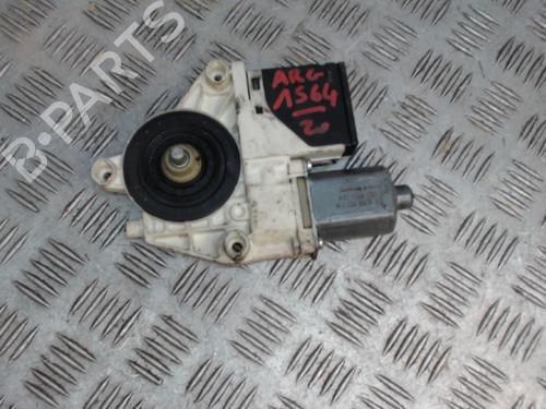 Used Left rear window motor Left rear window motor RENAULT MEGANE III Hatchback (BZ0/1_, B3_) 1.5 dCi (86 hp) 24283090 24283090