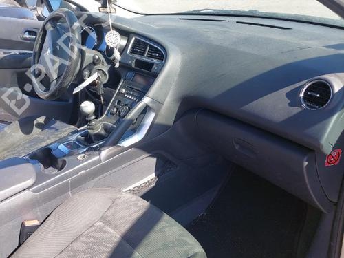 Rear bumper PEUGEOT 3008 I MPV (0U_) 1.6 HDi | BP24271315C8