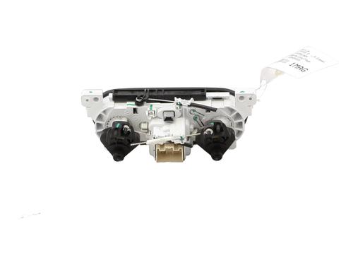 climate-control-dacia-lodgy-js_-2012-33019629 main image