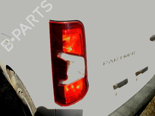 Used Left taillight PEUGEOT PARTNER Box Body/MPV 1.2 THP (110 hp) 28964078