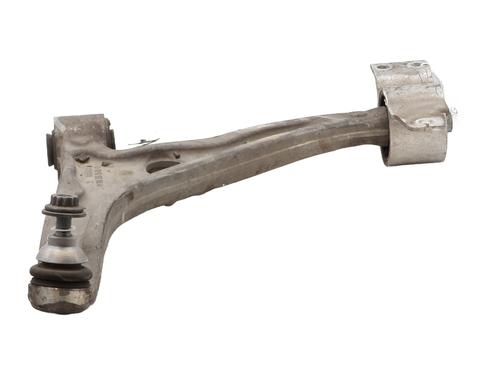 Used Left front suspension arm Left front suspension arm MERCEDES-BENZ A-CLASS (W177) A 180 d (177.003) (116 hp) 33022946 33022946