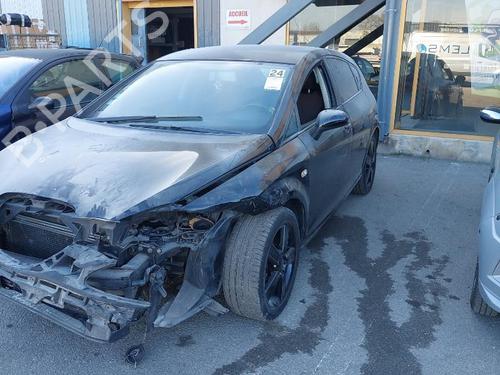 Windscreen washer tank SEAT LEON (1P1) 2.0 TDI 16V | BP24272926C113