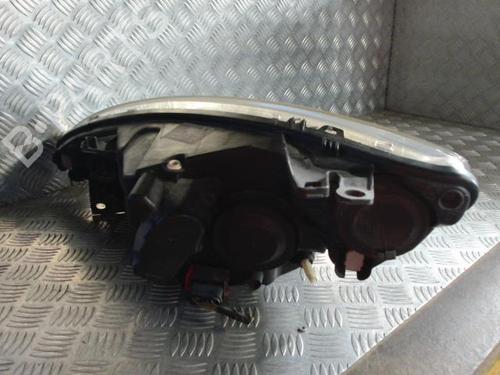 Right headlight PEUGEOT 1007 (KM_) 1.4 HDi | BP24271318C29
