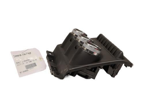 climate-control-renault-clio-v-b7_-2019-24281457 main image