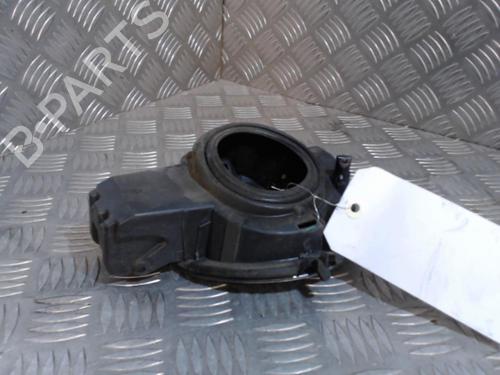 Used Fuel flap PEUGEOT 308 II (LB_, LP_, LW_, LH_, L3_) 1.6 BlueHDi 120 (120 hp) 24280621