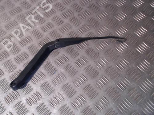 Used Rear windshield wiper arm NISSAN X-TRAIL I (T30) 2.2 Di 4x4 (114 hp) 24283942