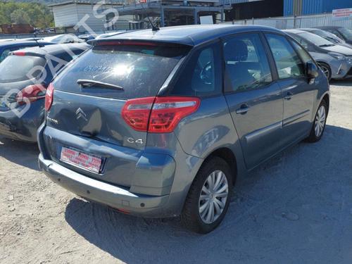 Left front fenders CITROËN C4 Picasso I MPV (UD_) 1.6 HDi | BP24264671C41 