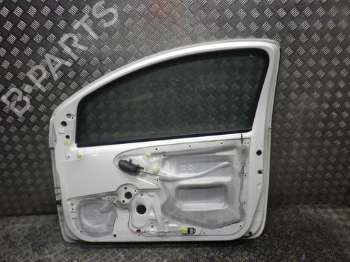 Right front door PEUGEOT 107 (PM_, PN_) 1.0 | BP24265277C3