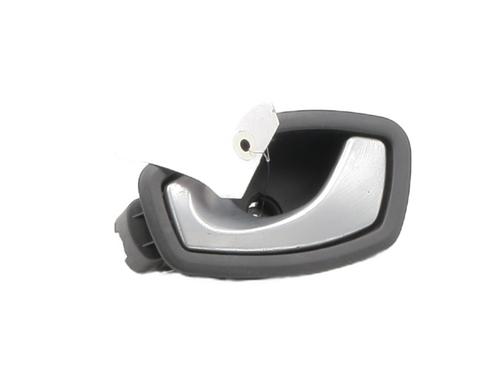 Venstre foran invendig håndtak RENAULT MEGANE III Hatchback (BZ0/1_, B3_) 1.5 dCi (106 hp) 26050104