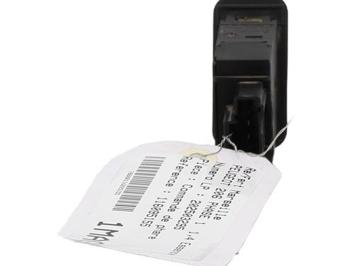 Used Headlight switch Headlight switch PEUGEOT 206 Hatchback (2A/C) 1.4 i (75 hp) 30564598 30564598