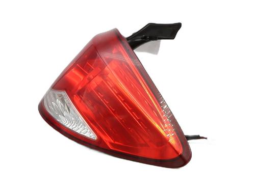 Right taillight CHEVROLET CRUZE Hatchback (J305) 2.0 CDI | BP28218032C35 