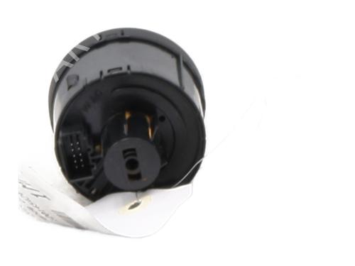 Forlygtekontakt SEAT ARONA (KJ7, KJP) 1.0 TSI | BP32044779I24