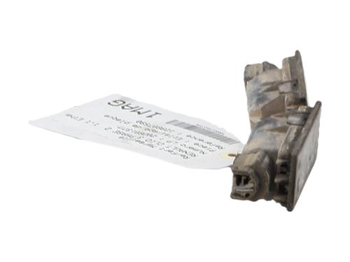Skiltlys Skiltlys RENAULT CLIO III (BR0/1, CR0/1) 1.2 16V (BR02, BR0J, BR11, CR02, CR0J, CR11) (75 hp) 37482377 37482377