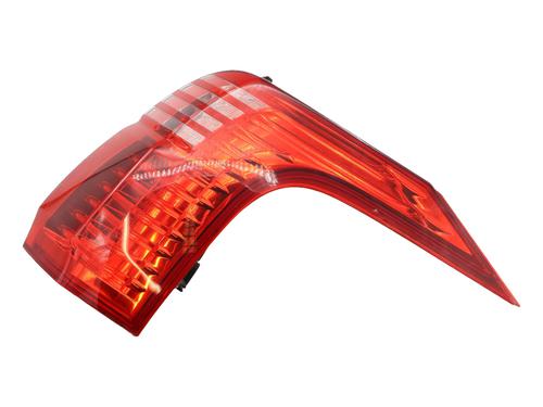 Used Right taillight Right taillight PEUGEOT 5008 (0U_, 0E_) 1.6 HDi (112 hp) 36480013 36480013