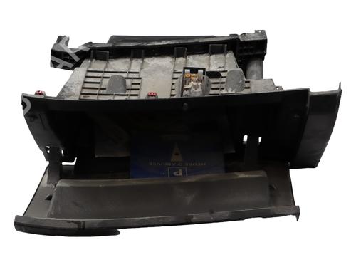 glove-box-renault-arkana-i-lcm_-ldn_-2019-37188454 main image