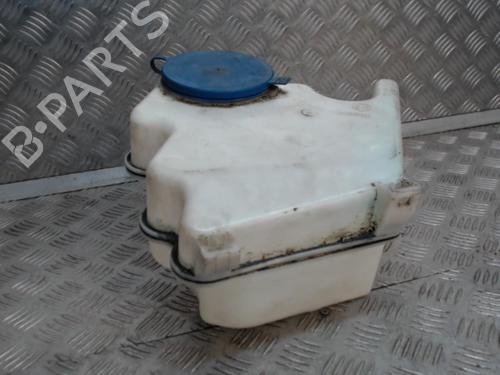Used Windscreen washer tank MERCEDES-BENZ B-CLASS Sports Tourer (W245) B 180 CDI (245.207) (109 hp) 24267049