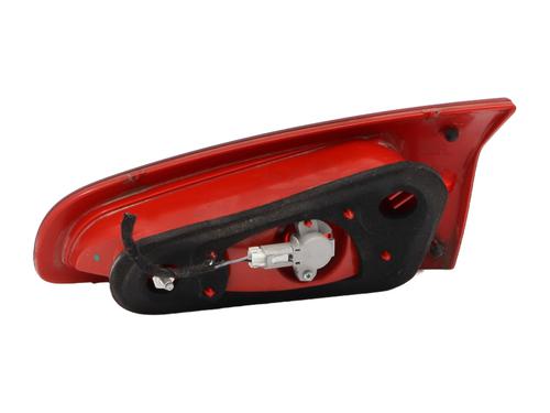 Used Left tailgate light Left tailgate light ALFA ROMEO 147 (937_) 1.6 16V T.SPARK ECO (937.AXA1A, 937.BXA1A) (105 hp) 35748458 35748458