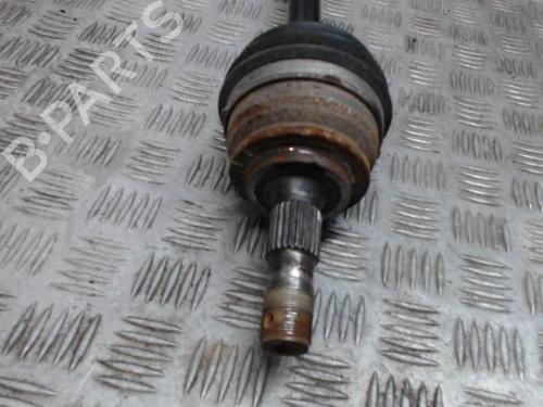 Used Left front driveshaft Left front driveshaft PEUGEOT 208 II (UB_, UP_, UW_, UJ_) 1.2 PureTech 100 (101 hp) 24264092 24264092