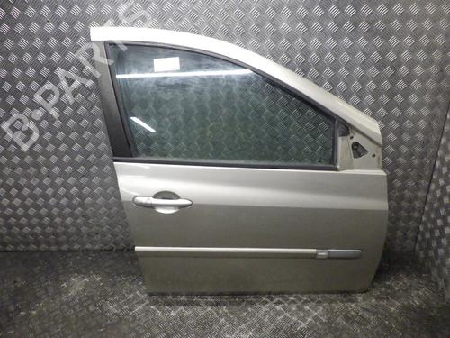 Used Right front door RENAULT CLIO III (BR0/1, CR0/1) 1.6 16V (BR09, BR0T, CR09, CR0T) (88 hp) 27896029