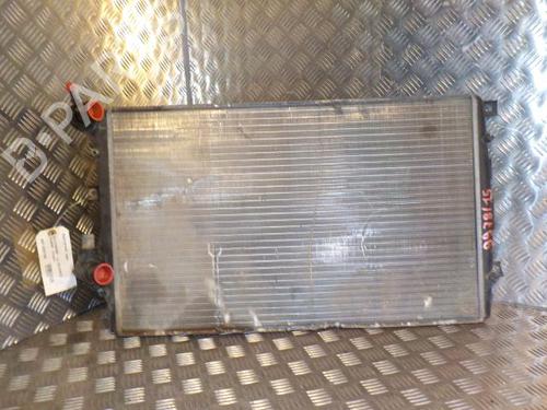 Used Water radiator Water radiator VW TOURAN (1T1, 1T2) 1.9 TDI (90 hp) 25262572 25262572