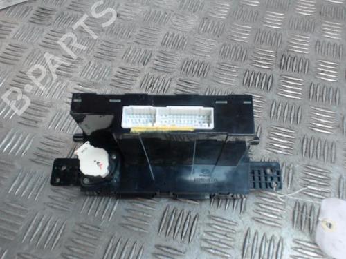 Used Climate control HYUNDAI TUCSON (JM) 2.0 CRDi (136 hp) 24282386