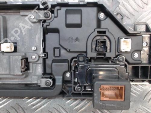 Used Display monitor Display monitor CITROËN C4 Picasso II 1.6 HDi / BlueHDi 115 (115 hp) 24279355 24279355