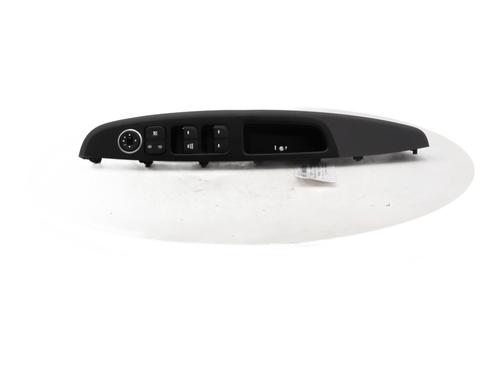 Used Left front window switch Left front window switch HYUNDAI i10 II (BA, IA) 1.2 (87 hp) 28476348 28476348