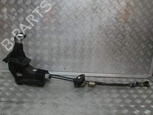 Used Gear lever PEUGEOT 208 I (CA_, CC_) 1.6 HDi (92 hp) 24282112