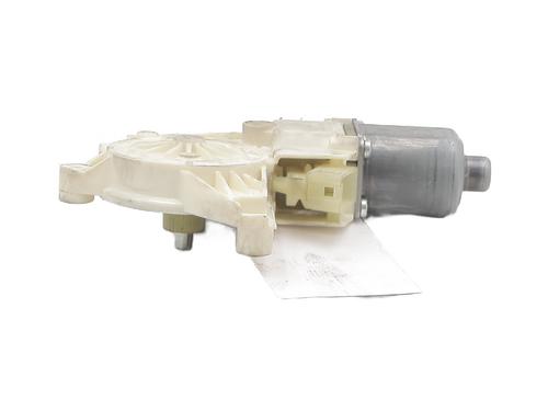 right-front-window-motor-mercedes-benz-c-class-w204-2007-2008-2009-2010-2011-2012-2013-2014-2015-26296455 main image