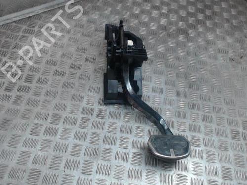 Used Break pedal Break pedal BMW 1 (F40) 118 i (140 hp) 24271389 24271389