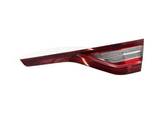 Used Right tailgate light RENAULT MEGANE IV Hatchback (B9A/M/N_) 1.5 dCi 110 (B9A3) (110 hp) 31279943