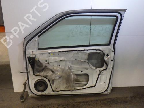 right-front-door-suzuki-swift-iii-mz-ez-2005-26434577 main image