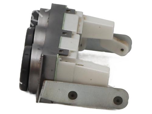 Used Climate control Climate control NISSAN X-TRAIL I (T30) 2.2 Di 4x4 (114 hp) 31811576 31811576