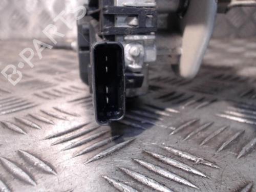 Used Front wiper motor Front wiper motor PEUGEOT 208 I (CA_, CC_) 1.4 HDi (68 hp) 24270212 24270212