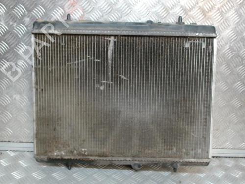 Used Water radiator Water radiator PEUGEOT 5008 (0U_, 0E_) 1.6 HDi (110 hp) 24276629 24276629