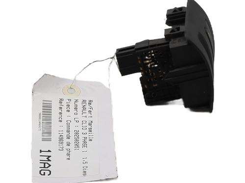 Used Headlight switch Headlight switch RENAULT CLIO III (BR0/1, CR0/1) 1.5 dCi (BR17, CR17) (86 hp) 30143354 30143354