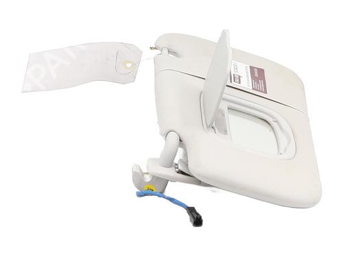 left-sun-visor-fiat-500x-334_-2014-40283816 main image