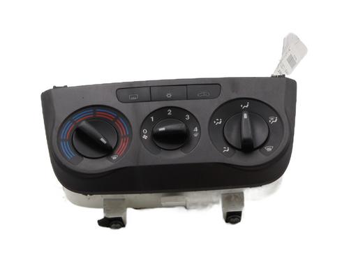 Used Climate control FIAT GRANDE PUNTO (199_) 1.3 D Multijet (75 hp) 29178380