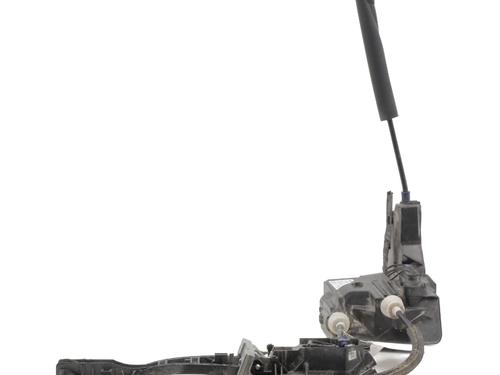 front-left-lock-jaguar-f-pace-x761-2015-27983485 main image