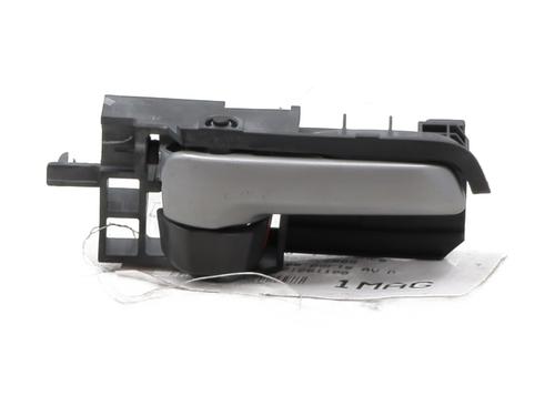 front-right-exterior-door-handle-suzuki-alto-vii-gf-ha25_-ha35_-2009-32344749 main image