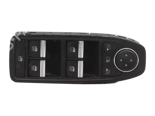 Venstre Foran elrute bryter Venstre Foran elrute bryter RENAULT CLIO V (B7_) 1.0 TCe 100 (B7MT) (101 hp) 35925661 35925661