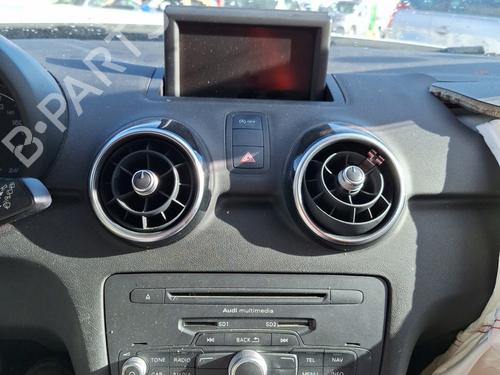 Multifunctionele display AUDI A1 Sportback (8XA, 8XF) 1.4 TFSI (122 hp) 24281390