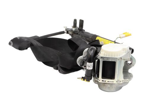 front-right-seatbelt-fiat-500x-334_-2014-33456983 main image