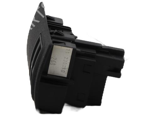 Used Headlight switch Headlight switch RENAULT MEGANE III Grandtour (KZ0/1) 1.5 dCi (KZ09, KZ0D, KZ1G, KZ29, KZ14, KZ1W, KZ10, KZ1F,... (110 hp) 33414901 33414901