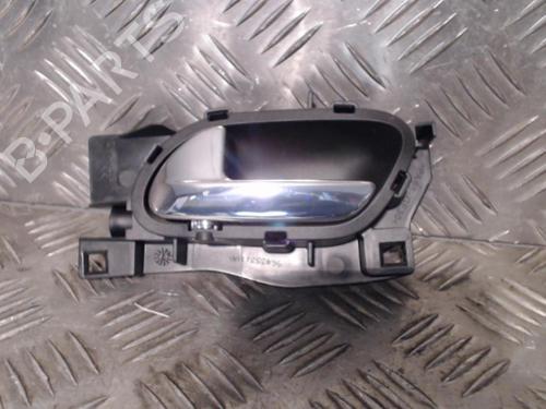 Venstre bak invendig håndtak CITROËN C4 I (LC_) 1.6 HDi (109 hp) 24278669