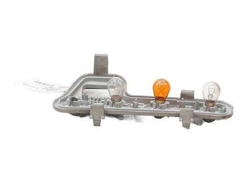 Used Lamp holder Lamp holder OPEL ZAFIRA A MPV (T98) 2.2 DTI 16V (F75) (125 hp) 32733296 32733296