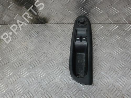 Used Left front window switch Left front window switch RENAULT CLIO II (BB_, CB_) 1.5 dCi (B/CB08) (82 hp) 24282409 24282409