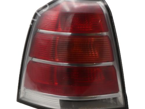 Used Left taillight OPEL ZAFIRA / ZAFIRA FAMILY B (A05) 1.9 CDTI (M75) (150 hp) 31069631